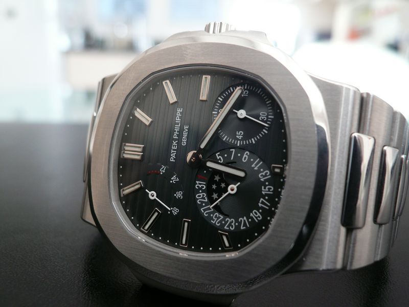 PATEK PHILIPPE NAUTILUS RESERVE DE MARCHE
 	 
