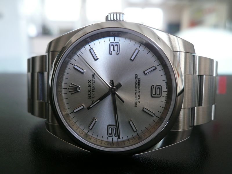 ROLEX OYSTER PERPETUAL
 	 
