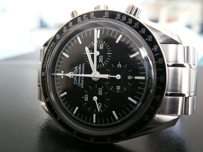 OMEGA SPEEDMASTER MOONWATCH
 	 
