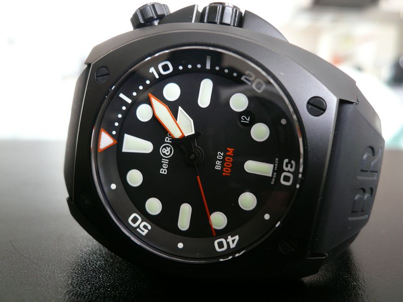 BELL & ROSS BR02 CARBON 1000 M
 	 
