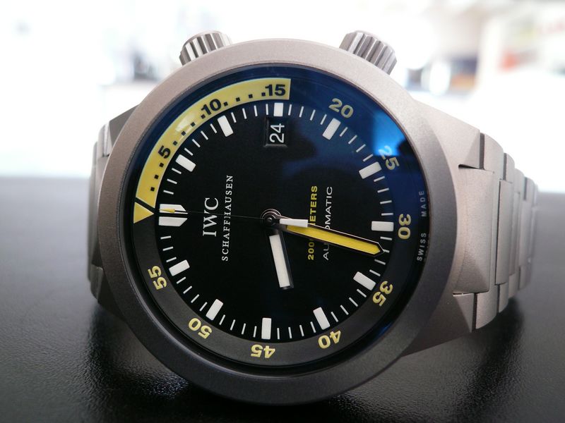 IWC AQUATIMER AUTOMATIC 2000
 	 
