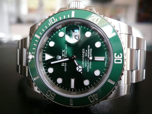 ROLEX SUBMARINER DATE CERAMIQUE LUNETTE VERTE