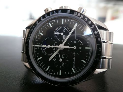 OMEGA SPEEDMASTER MOONPHASE