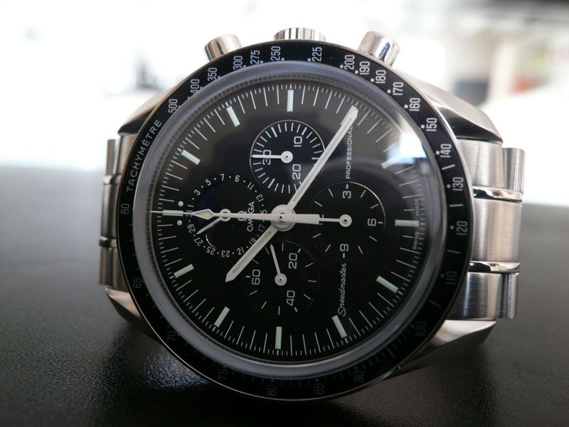 OMEGA SPEEDMASTER MOONPHASE
 	 
