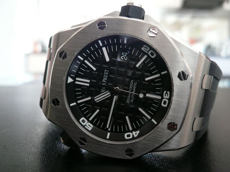 AUDEMARS PIGUET ROYAL OAK OFFSHORE DIVER
 	 
