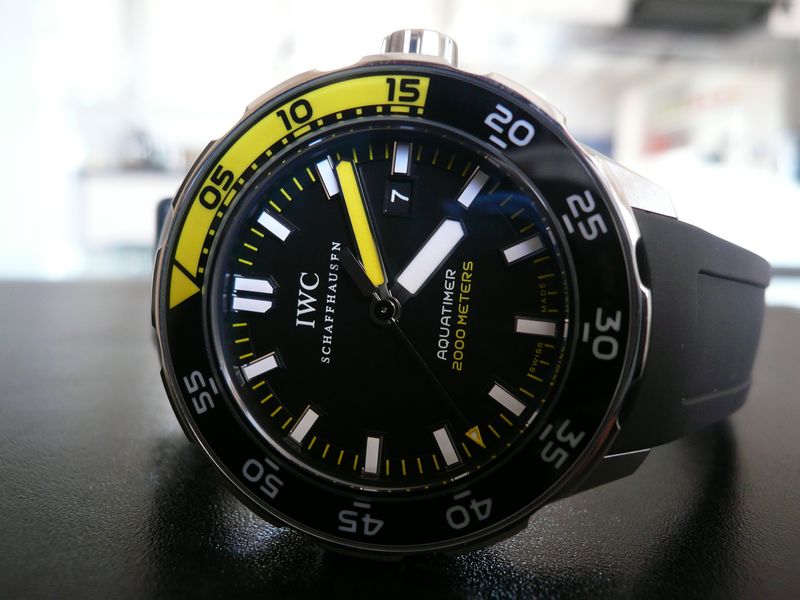 IWC AQUATIMER AUTOMATIC 2000
 	 
