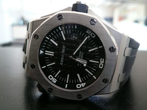 AUDEMARS PIGUET ROYAL OAK OFFSHORE DIVER