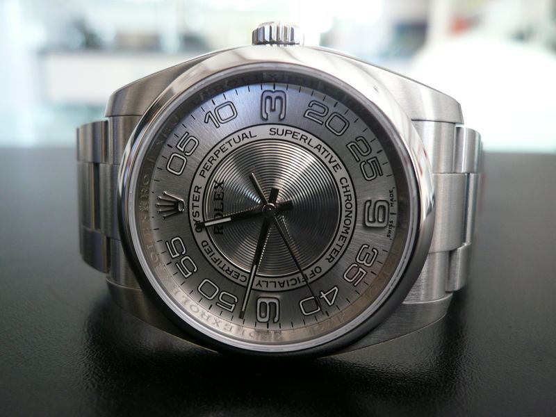 ROLEX OYSTER PERPETUAL
 	 
