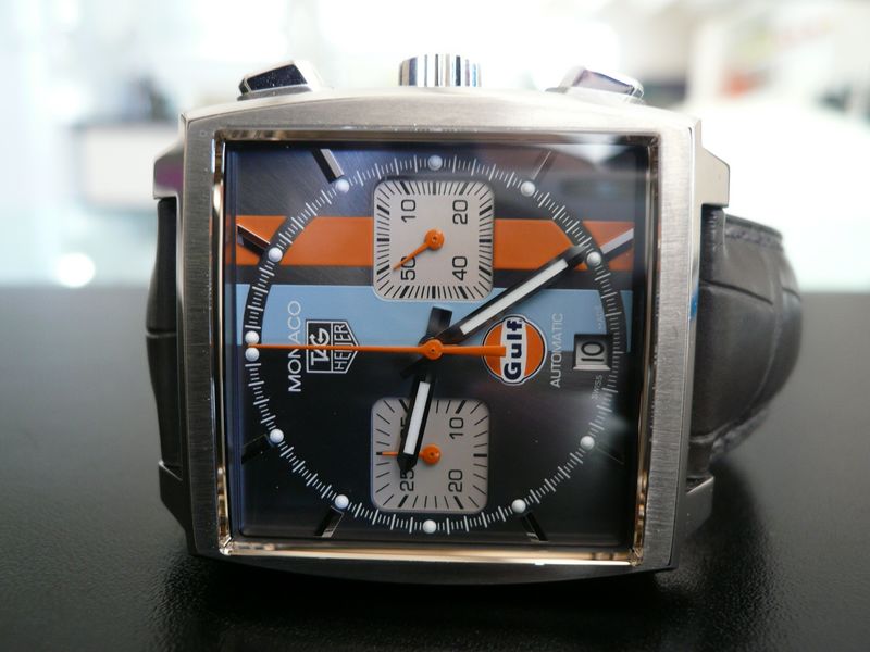 TAG HEUER MONACO GULF CALIBRE 12
 	 
