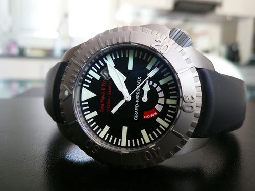 GIRARD-PERREGAUX SEA HAWK II PRO 3000M