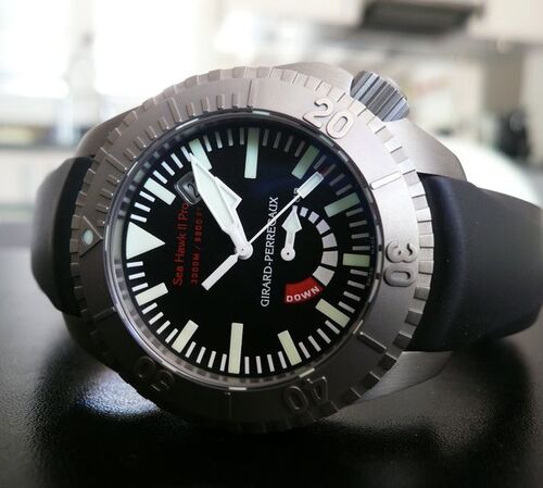 GIRARD-PERREGAUX SEA HAWK II PRO 3000M