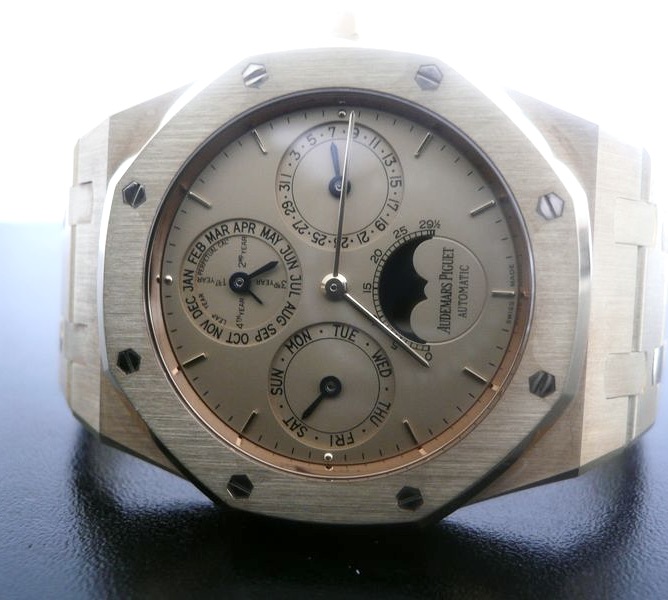 AUDEMARS PIGUET ROYAL OAK PERPETUAL CALENDAR