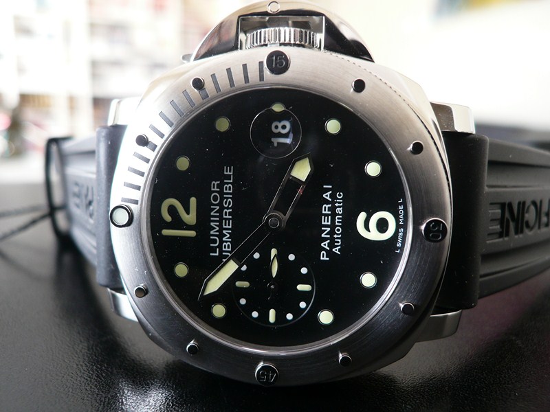 PANERAI LUMINOR SUBMERSIBLE
 	 
