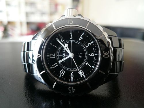 CHANEL J12 33mm