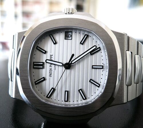 PATEK PHILIPPE NAUTILUS
