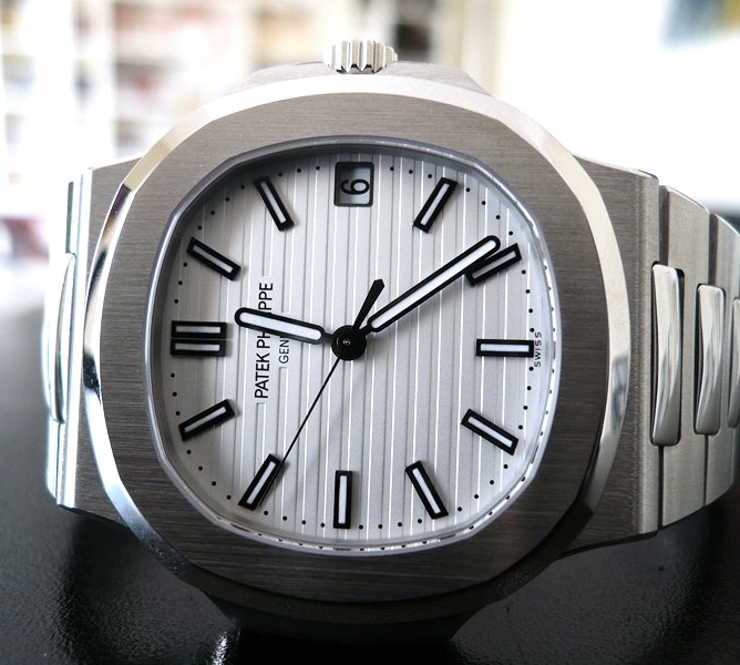 PATEK PHILIPPE NAUTILUS
