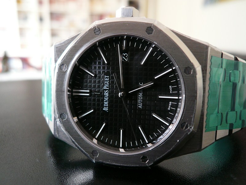 AUDEMARS PIGUET ROYAL OAK 41mm
 	 
