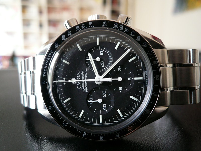 OMEGA SPEEDMASTER MOONWATCH
 	 
