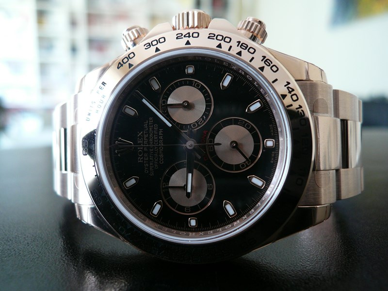 ROLEX DAYTONA OR ROSE
 	 
