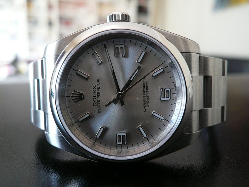 ROLEX OYSTER PERPETUAL
 	 
