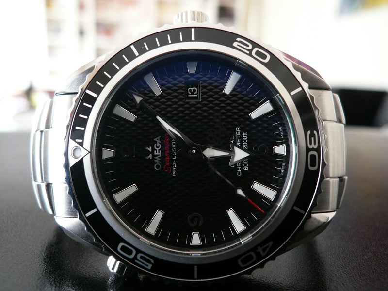 photo n°1 : OMEGA SEAMASTER PLANET OCEAN QUANTUM OF SOLACE