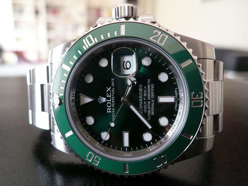 ROLEX SUBMARINER DATE CERAMIQUE LUNETTE VERTE
 	 
