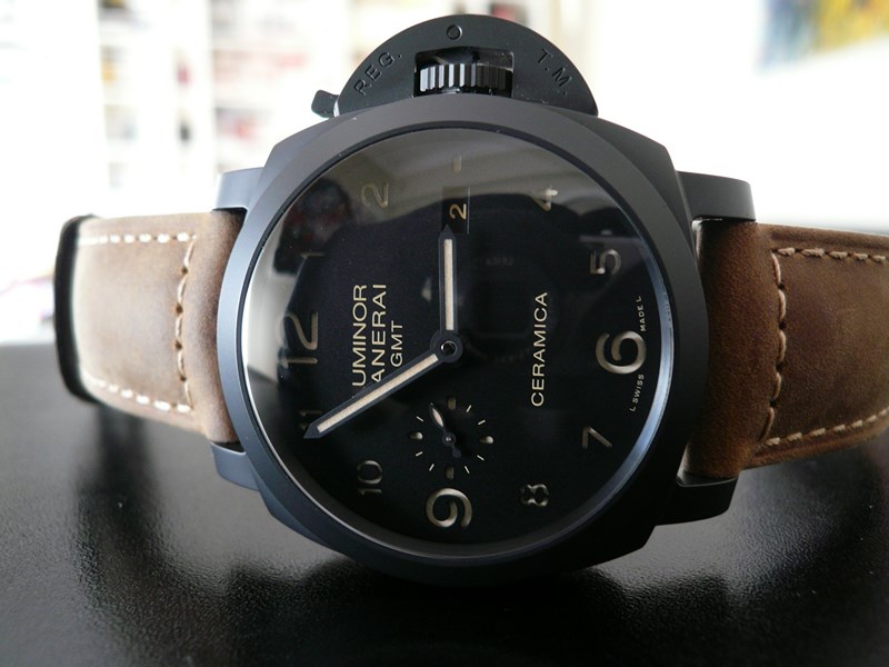 photo n°1 : PANERAI LUMINOR 1950 3 DAYS GMT CERAMICA