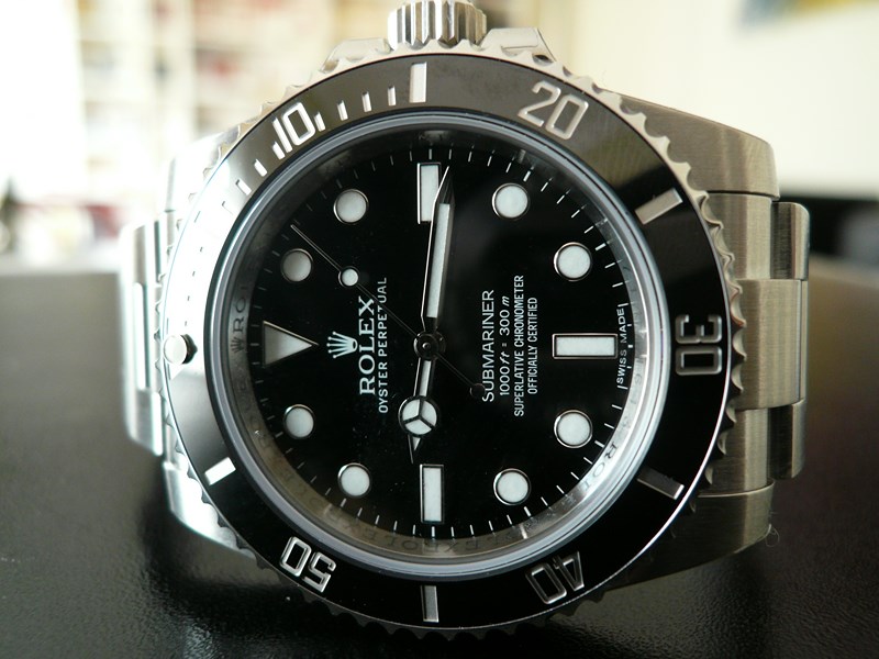 ROLEX SUBMARINER CERAMIQUE
 	 
