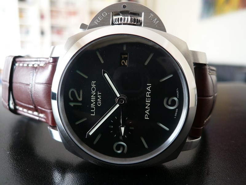 PANERAI LUMINOR 1950 3 DAYS GMT
 	 
