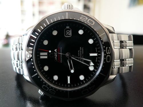 OMEGA SEAMASTER DIVER 300 M LUNETTE CERAMIQUE