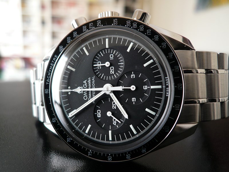 OMEGA SPEEDMASTER MOONWATCH
 	 
