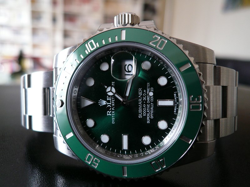 ROLEX SUBMARINER DATE CERAMIQUE LUNETTE VERTE
 	 
