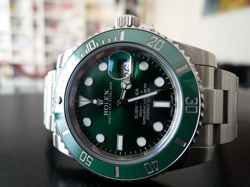 ROLEX SUBMARINER DATE CERAMIQUE LUNETTE VERTE