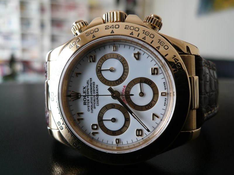 ROLEX DAYTONA OR JAUNE
 	 
