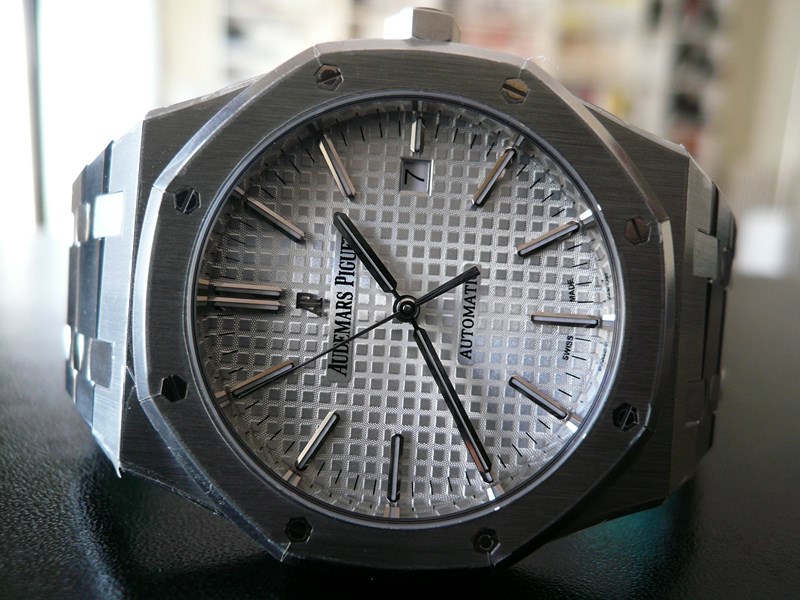 AUDEMARS PIGUET ROYAL OAK 41mm
 	 
