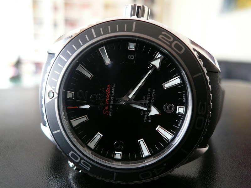 OMEGA SEAMASTER PLANET OCEAN 42 LUNETTE CERAMIQUE
 	 
