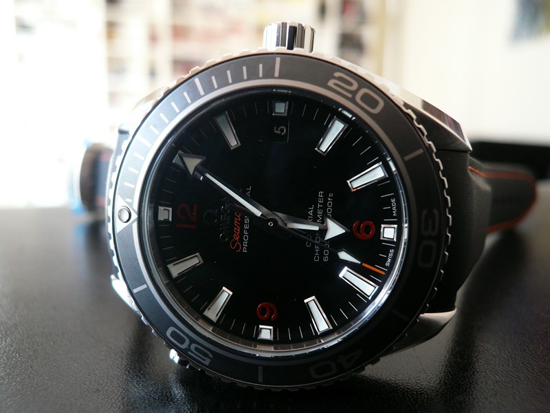 OMEGA SEAMASTER PLANET OCEAN 42 LUNETTE CERAMIQUE
 	 
