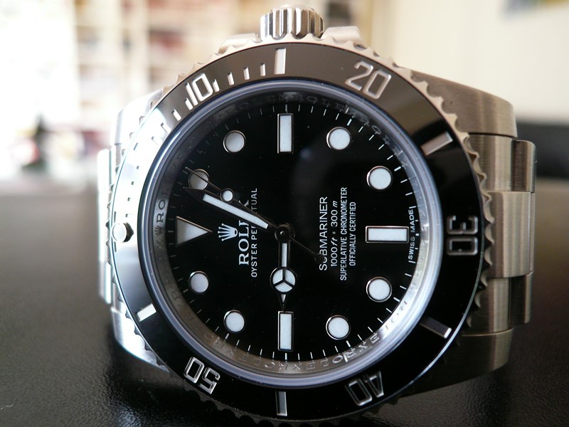 ROLEX SUBMARINER CERAMIQUE
 	 
