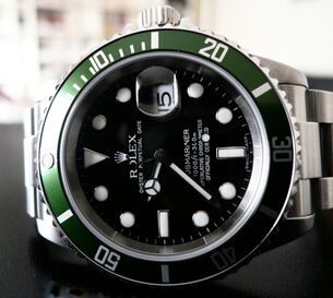 ROLEX SUBMARINER DATE LUNETTE VERTE