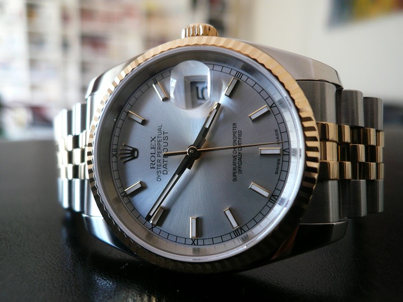 ROLEX DATEJUST OR ET ACIER
 	 
