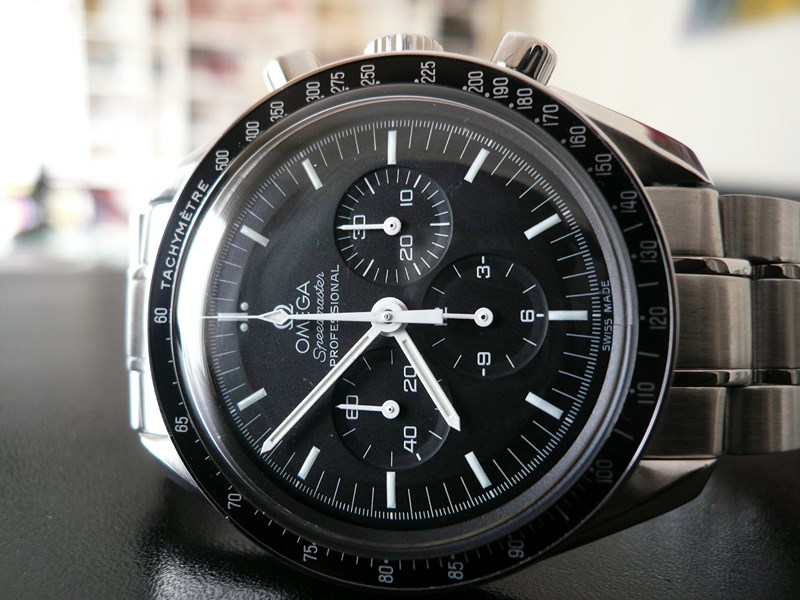 OMEGA SPEEDMASTER MOONWATCH
 	 
