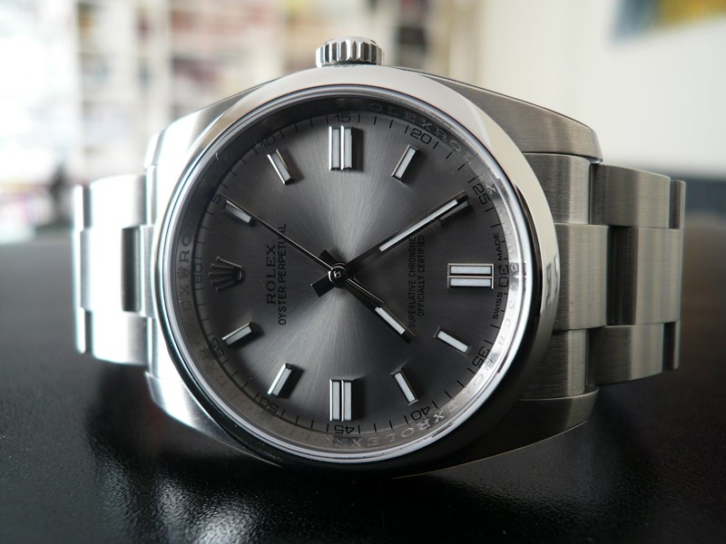 ROLEX OYSTER PERPETUAL
 	 
