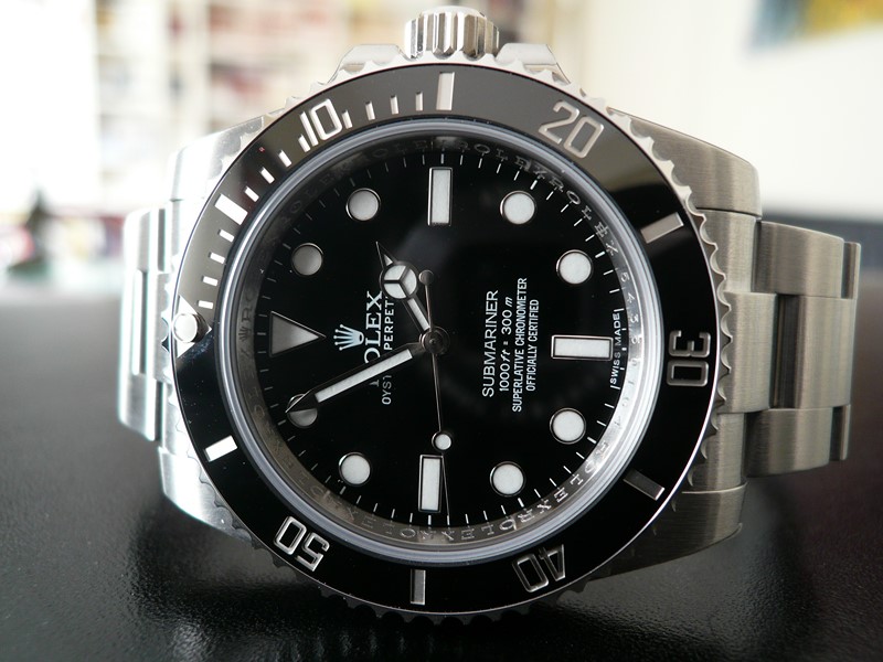 ROLEX SUBMARINER CERAMIQUE
 	 

