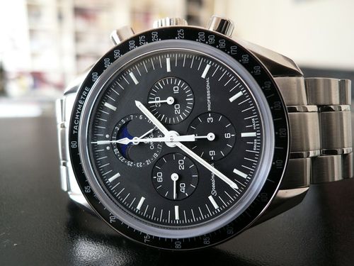 OMEGA SPEEDMASTER MOONPHASE