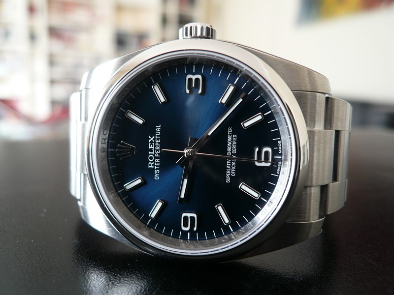 ROLEX OYSTER PERPETUAL
 	 
