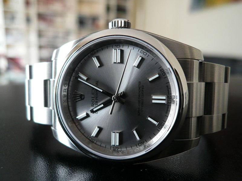 ROLEX OYSTER PERPETUAL
 	 
