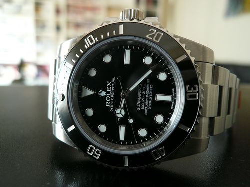 ROLEX SUBMARINER LUNETTE CERAMIQUE