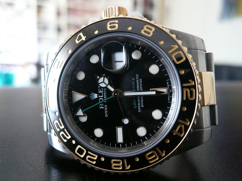 ROLEX GMT MASTER II OR ET ACIER LUNETTE CERAMIQUE
 	 
