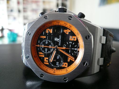 AUDEMARS PIGUET ROYAL OAK OFFSHORE VOLCANO