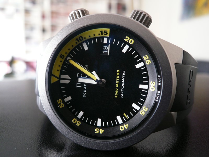 IWC AQUATIMER AUTOMATIC 2000
 	 
